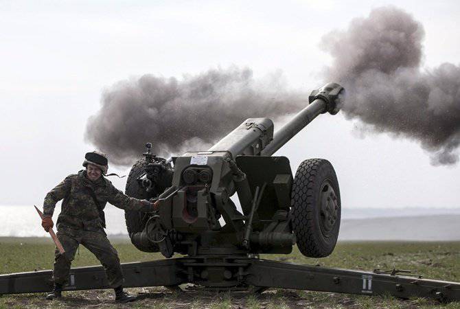 Украина готовит наступление в Донбассе, но «всему миру начхать» на эти обстрелы