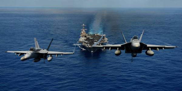 Американские ВМС избавят летчиков от гипоксии