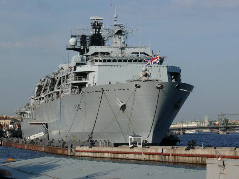 Великобритания предоставит НАТО пять военных кораблей