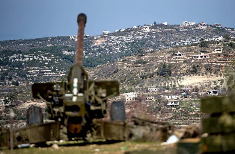 Сирийская армия окружает "столицу ИГИЛ"