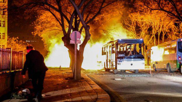 "Ястребы свободы Курдистана" взяли на себя ответственность за теракт в Анкаре