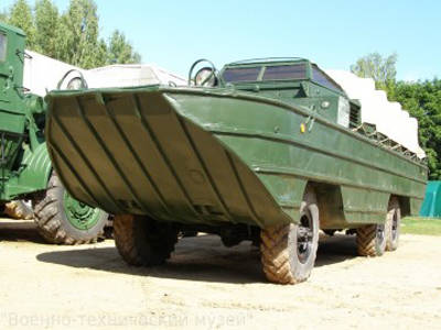 Амфибия Красной армии - большой плавающий автомобиль БАВ