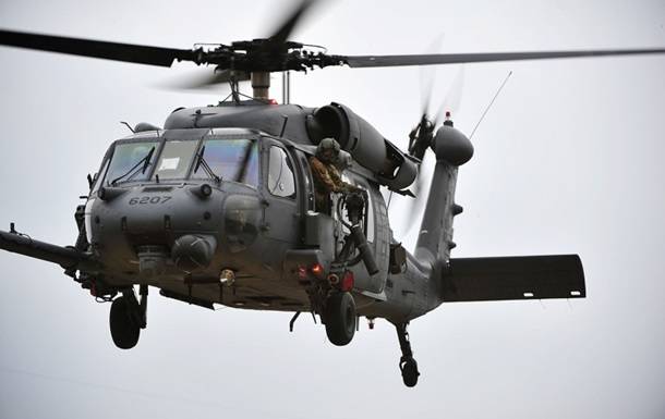 В Японии девушкам доверили управлять военными вертолетами