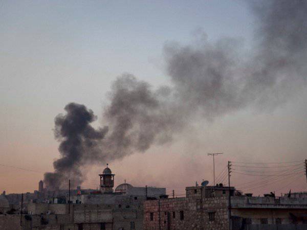 В Алеппо ВВС уничтожили лагерь подготовки террористов, у Пальмиры, Каретьяна и Дейр эз-Зор ИГИЛ несет потери