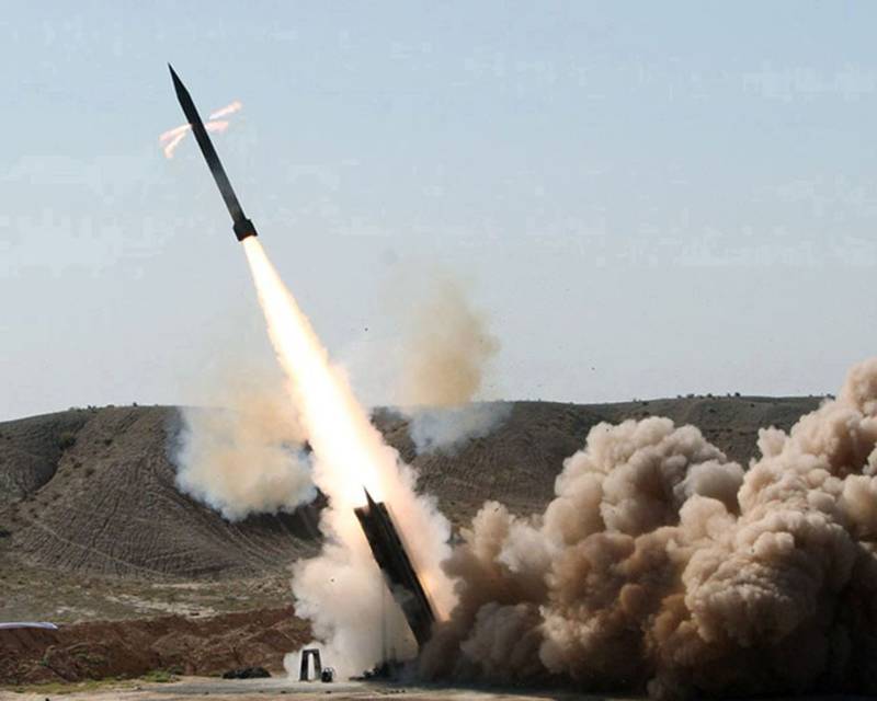 Иран произвел испытания баллистических ракет