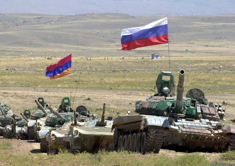 Армения была бы куда уязвимее для Турции не будь 102 базы и российских пограничников