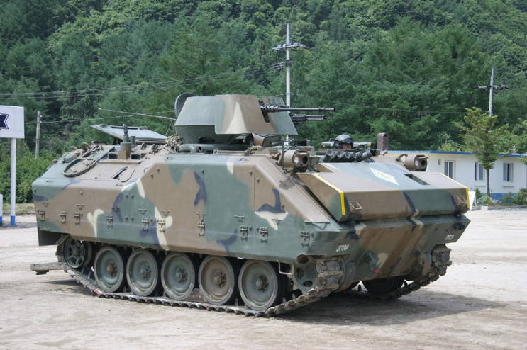 Южнокорейская боевая машина пехоты KIFV К-200