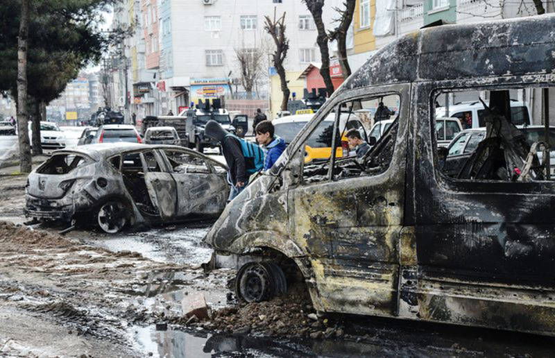 В результате столкновений в турецком Диярбакыре - четверо убитых
