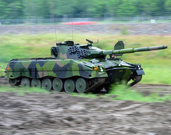 Легкий шведский танк Ikv-91