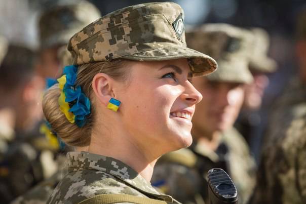 Смертельный макияж: как украинки воюют в Донбассе
