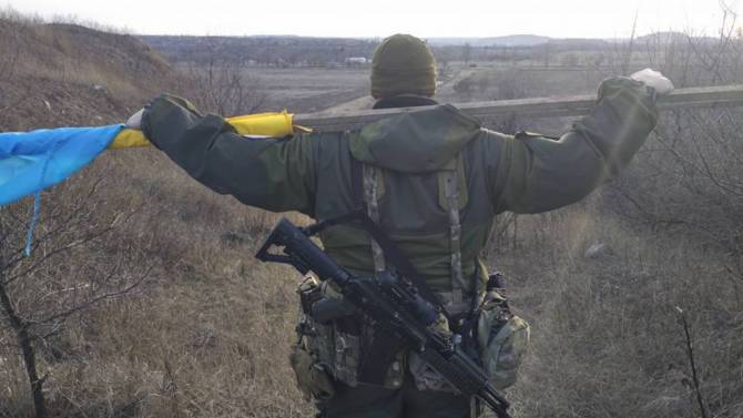 Украинский блицкриг: Киев заинтересован в кровавой бойне в Донбассе