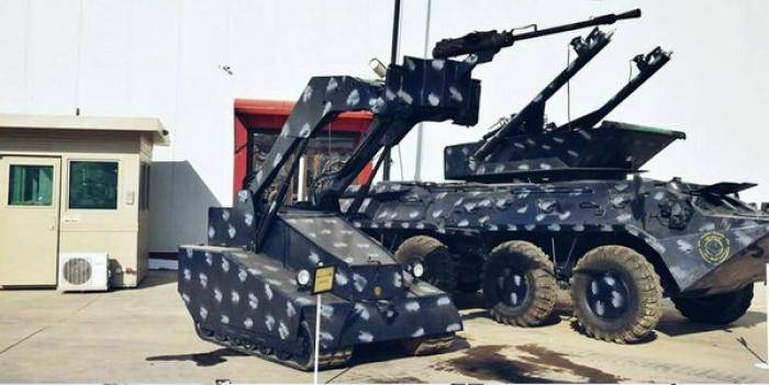 Первый Иракский боевой робот