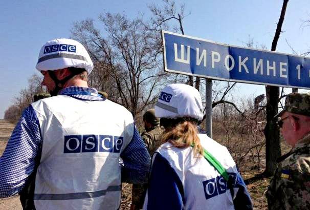 Украинцы стреляли по наблюдателям ОБСЕ и российскому генералу из гранатометов