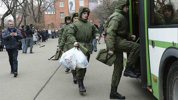 Призыв-2016: мест нет, в российскую армию теперь очередь
