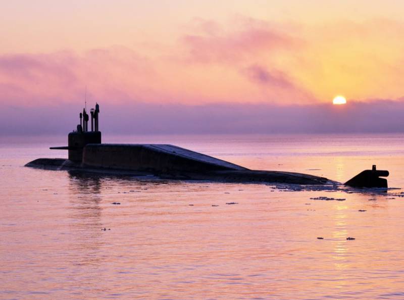АПЛ специального назначения ВМФ России обнаружена у французской военно-морской базы? АПЛ специального назначения ВМФ России обнаружена у французской военно-морской базы?