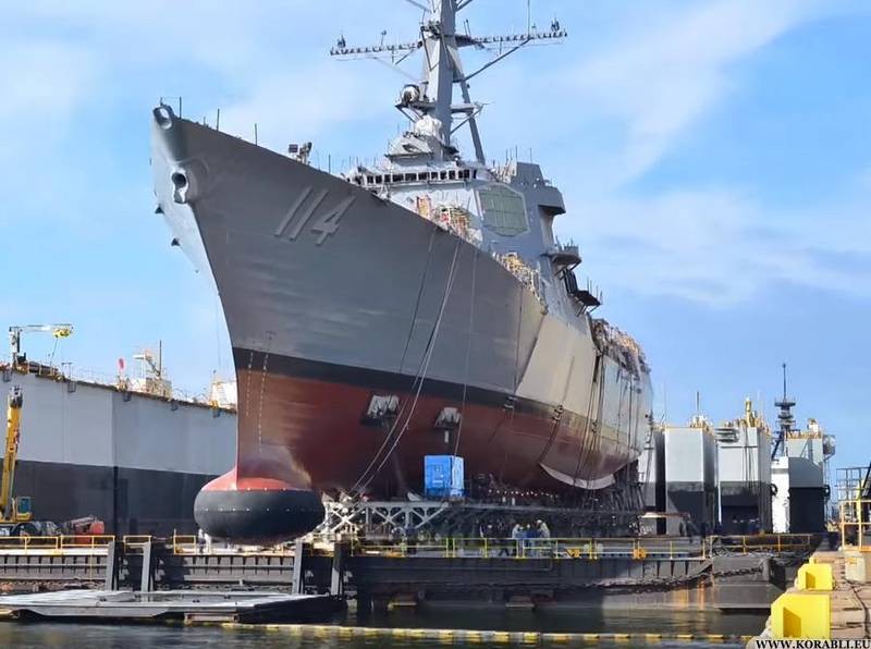 Ракетный эсминец USS «Ralph Johnson» отправится на службу в Эверетт