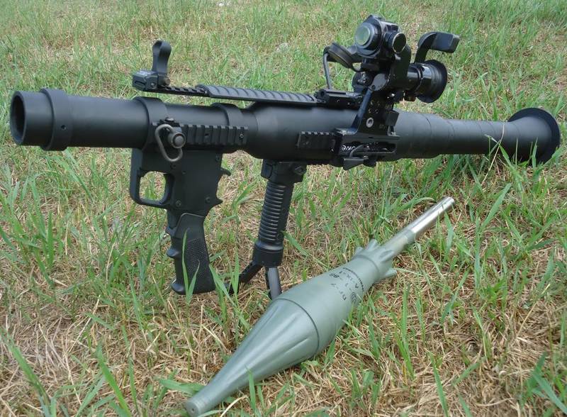 Американская модификация российского гранатомета РПГ-7