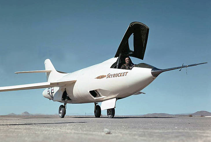 Самолет D-558-II, на котором была в два раза превзойдена скорость звука