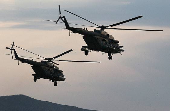 Вертолетчики ЦВО провели учения в горах Таджикистана