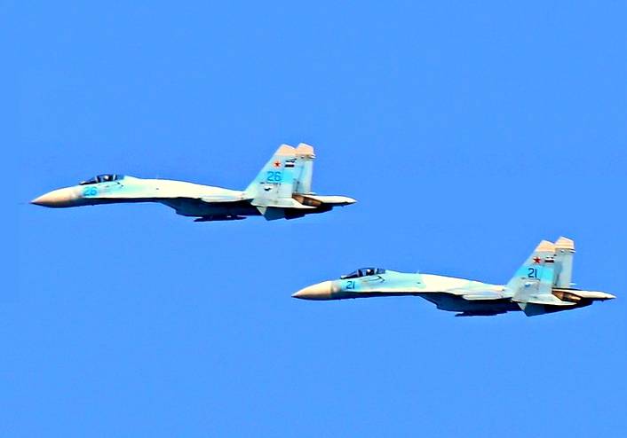 Морские летчики в небе Крыма