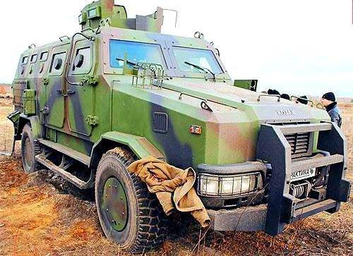 Украинский бронеавтомобиль "Козак" проверили на прочность