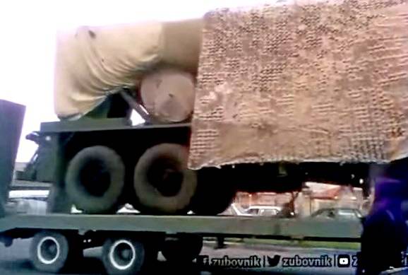 Прибытие ЗРК С-300 в Иран случайно засняли на видео