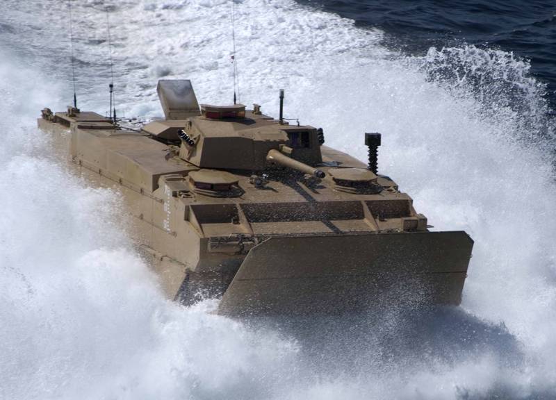 Экспедиционная боевая машина EFV (AAAV) для Морской пехоты США Экспедиционная боевая машина EFV (AAAV) для Морской пехоты США