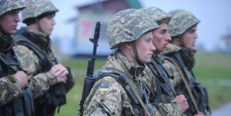 Хроника Донбасса: ДНР в огне, Киев готовит «могилизацию» срочников