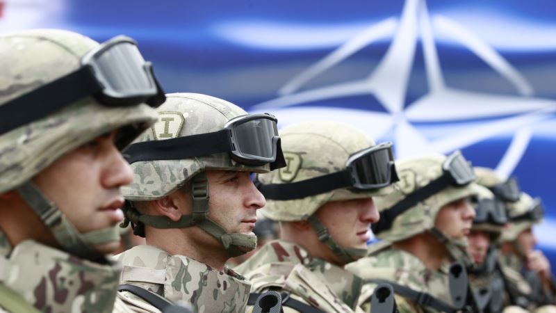 Батальон НАТО успокоит Прибалтику