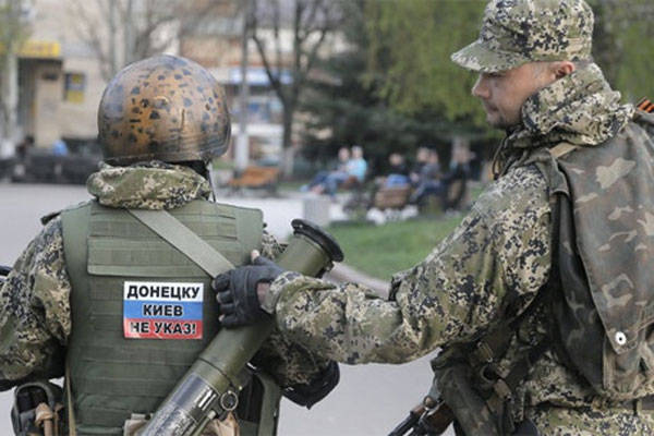 Хроника Донбасса: ВСУ снова обстреливают, ОБСЕ им помогает