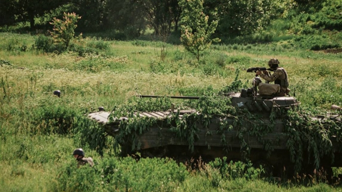 Первый Украинский: 152 мм для Донецка, колчан «Стрел», «Нас убивают»