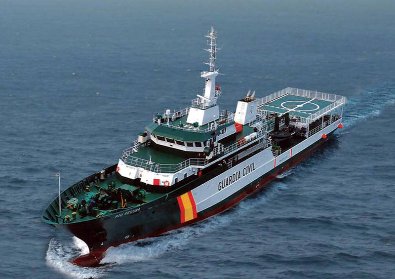 Патрульный корабль «Rio Segura» морской жандармерии Испании