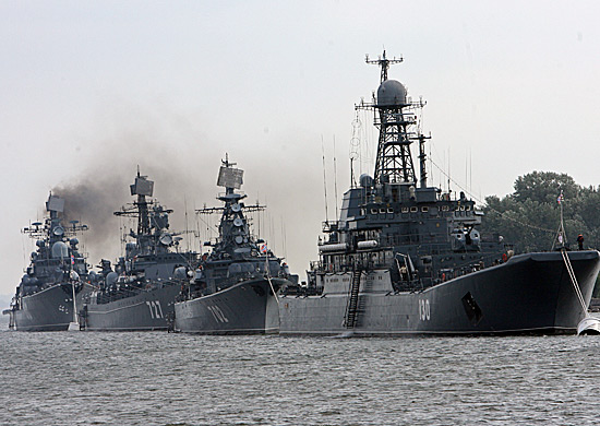 Ко дню Балтийского флота. 313 лет на страже России