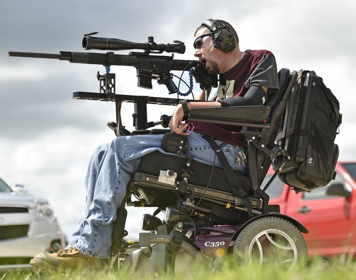 Как в США закон защищает право инвалида на собственное стрельбище