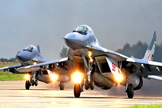 Пять истребителей МиГ-29 совершили внеплановую посадку в Польше