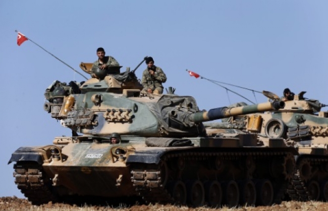 Турецкие танки пересекли границу с Сирией