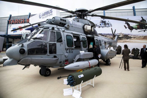 Узбекистан приобрел военные вертолеты Super Puma и Fennec