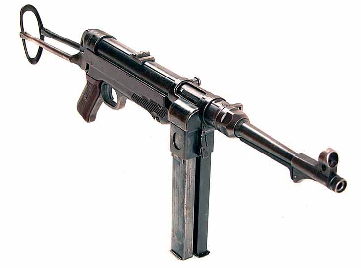 Экспериментальный пистолет-пулемет MP-40/I с сдвоенным магазином