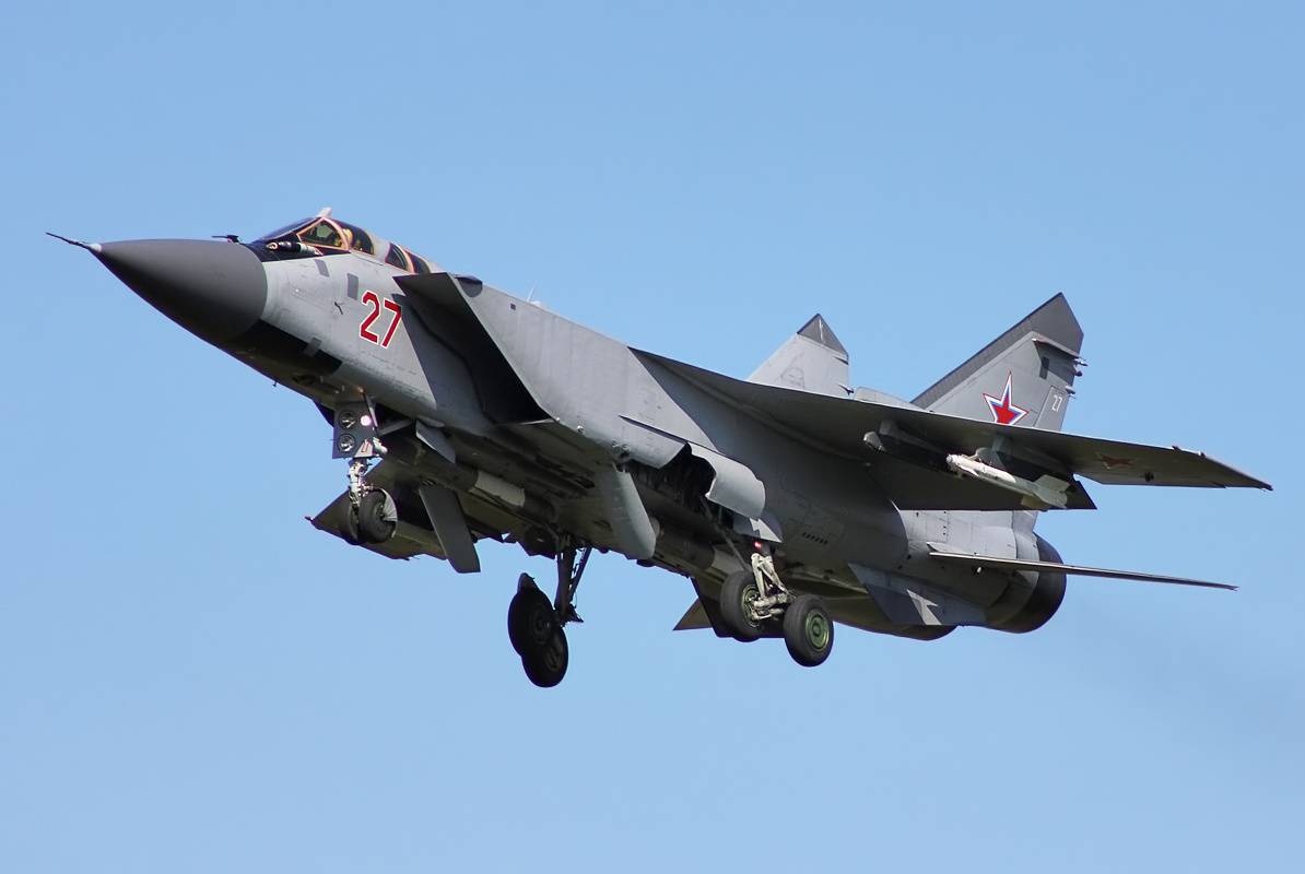 Убийственные модификации перехватчика МиГ-31 не оставляют шансов врагу