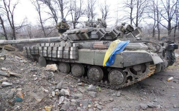 IISS: потери Украины в вооружении и технике составили около 50%