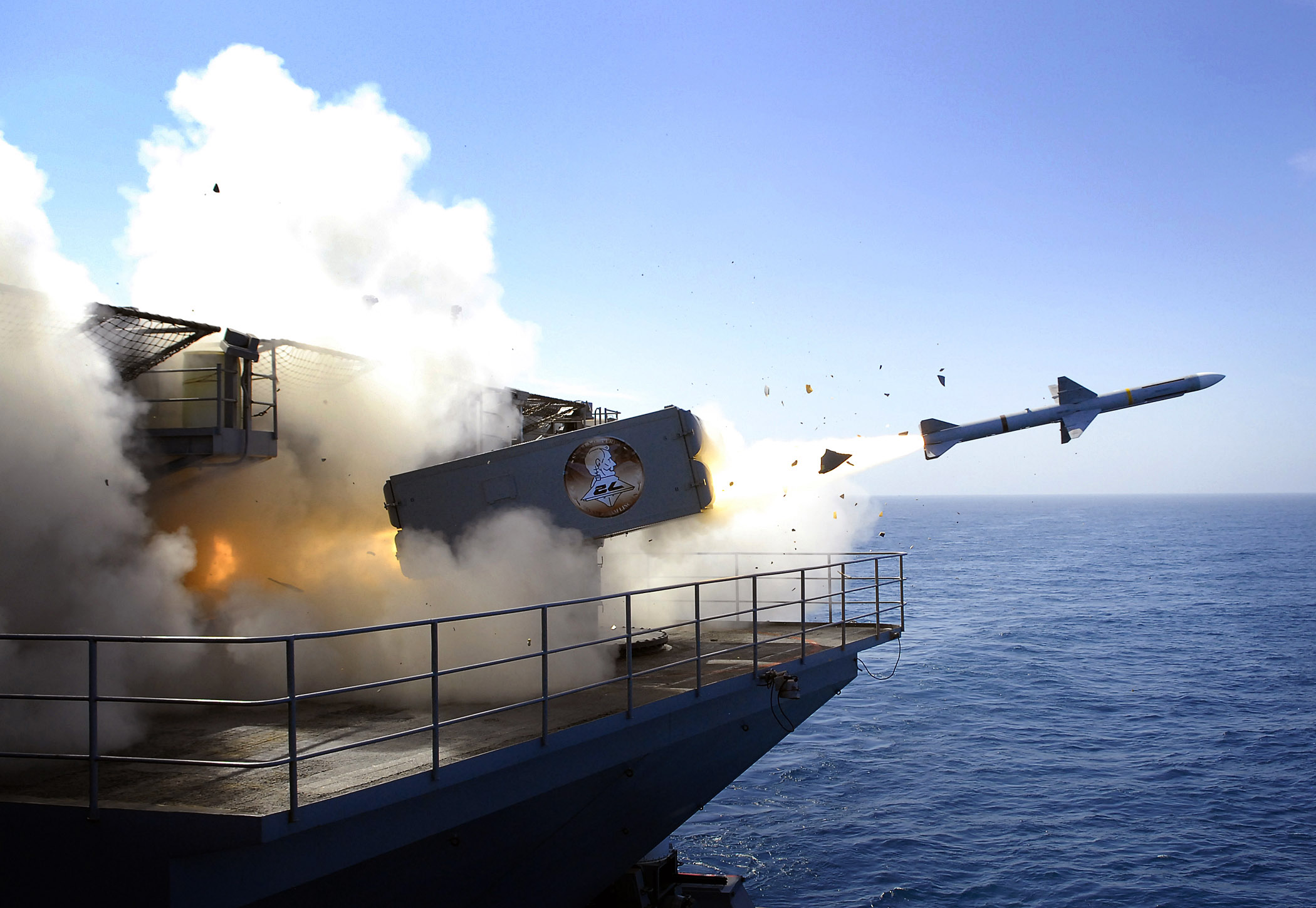 США хотят модернизировать систему обороны кораблей