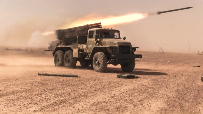 ВКС РФ и армия Сирии оставили боевиков ИГ без вооружения и связи в Дараа