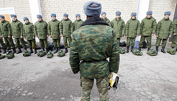 Военнослужащие России проходят боевое слаживание