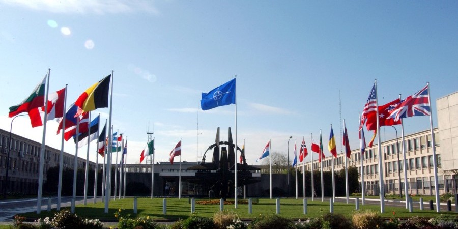 Экспансия НАТО на восток: как США провоцируют Третью мировую войну