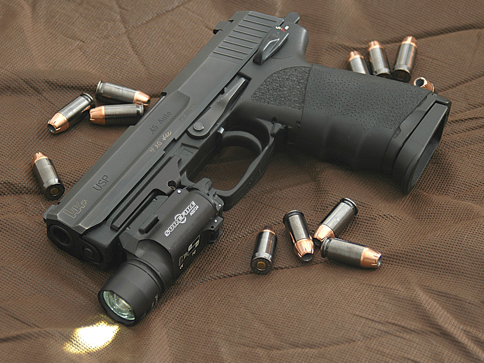 Пистолет Heckler & Koch USP