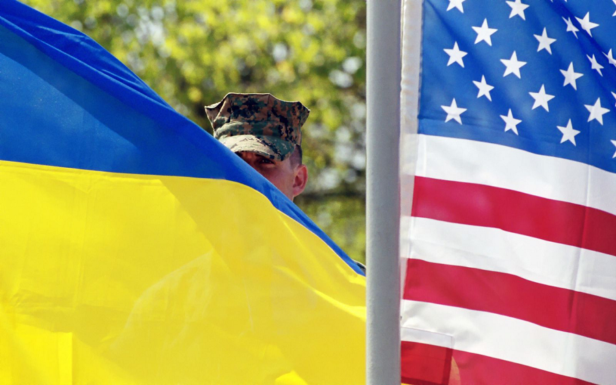 Не устаёт протянутая рука: Киев ждёт поставок оружия от НАТО