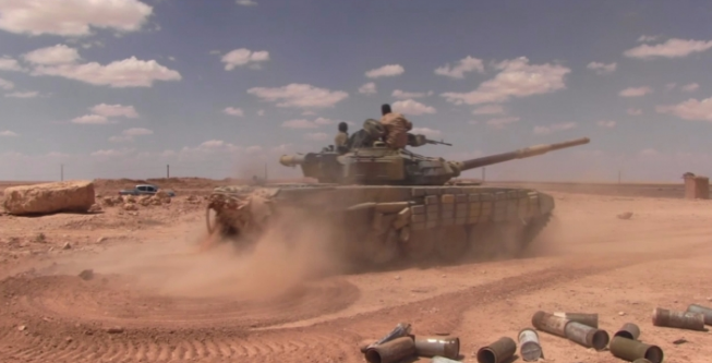 Хроники Сирии: ИГ горит под Раккой и Манбиджем