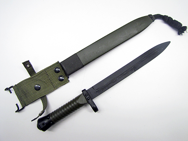 Испанский штык-нож к штурмовой винтовке CETME L