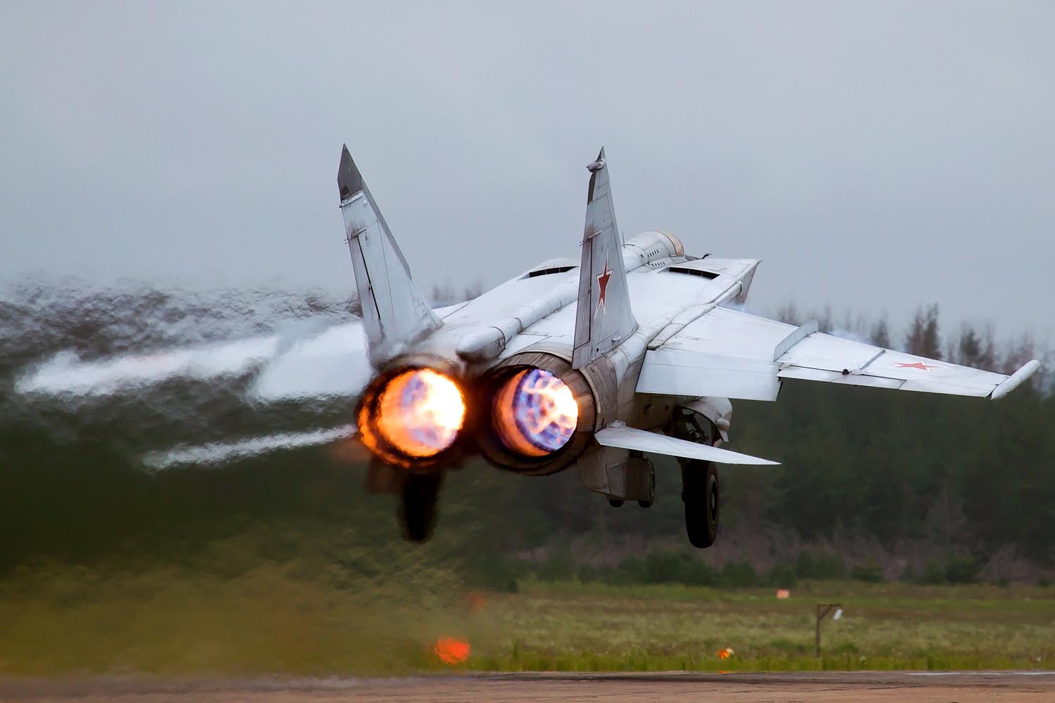 История советского сверхзвукового МиГ-25