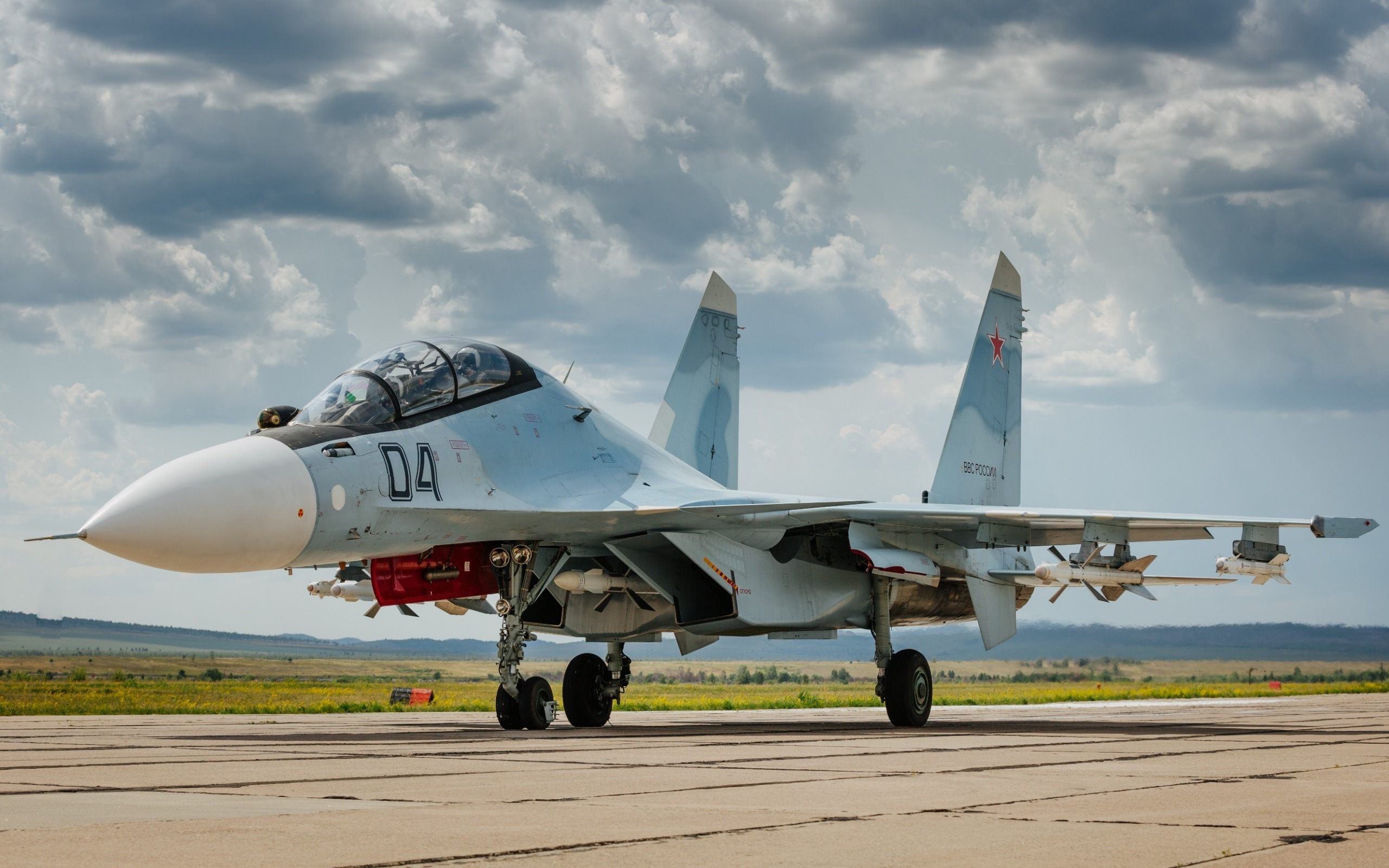 Россия будет поставлять Ирану Су-30 и Т-90